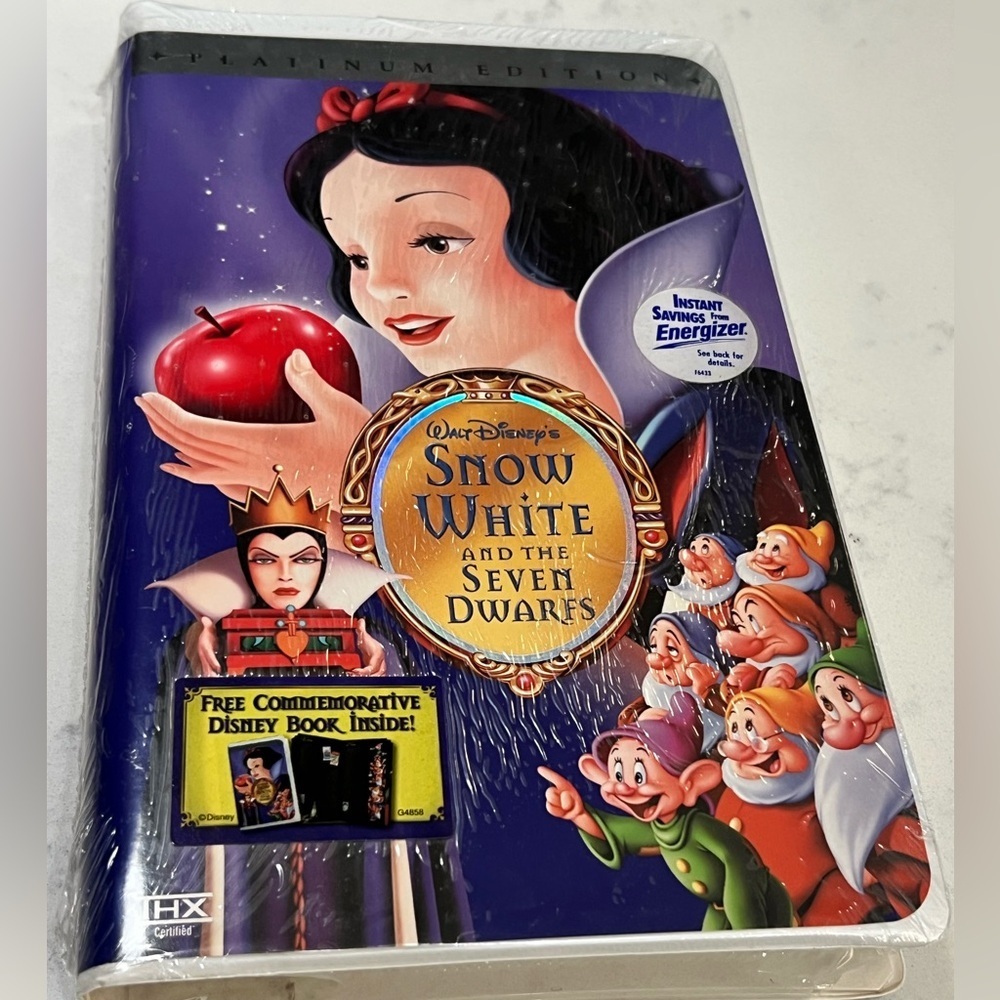 Walt Disney Snow White and the Seven Dwarfs Platinum Edition VHS